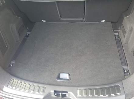 Land Rover - Discovery Sport