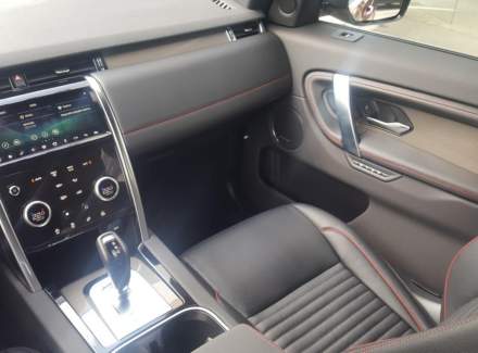 Land Rover - Discovery Sport