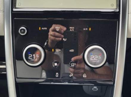 Land Rover - Discovery Sport