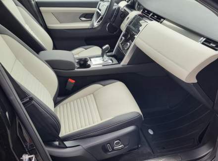 Land Rover - Discovery Sport