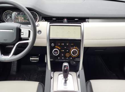 Land Rover - Discovery Sport