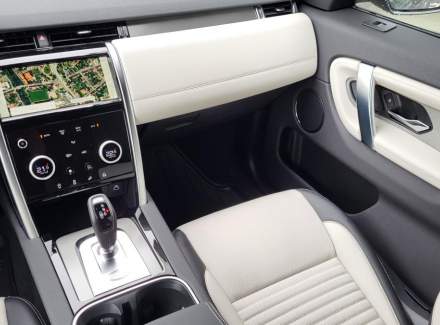 Land Rover - Discovery Sport