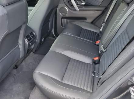 Land Rover - Discovery Sport