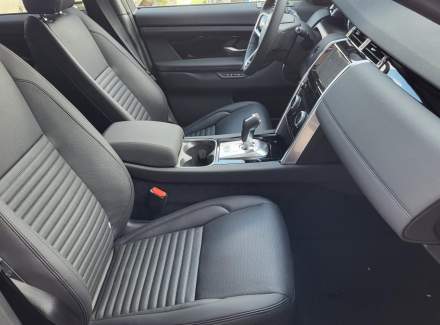 Land Rover - Discovery Sport