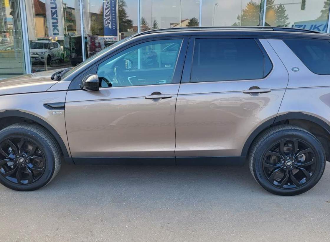 Land Rover - Discovery Sport