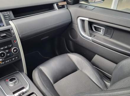 Land Rover - Discovery Sport