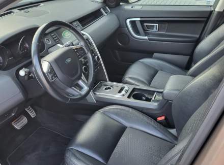 Land Rover - Discovery Sport