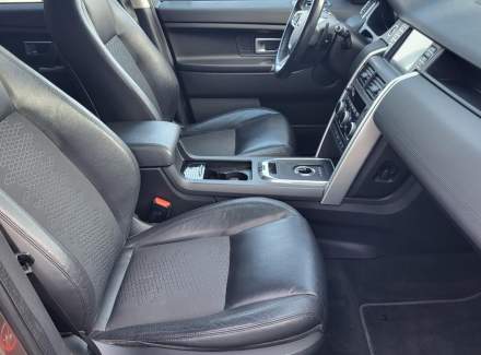 Land Rover - Discovery Sport