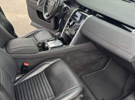 Land Rover - Discovery Sport