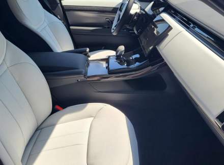 Land Rover - Range Rover Sport