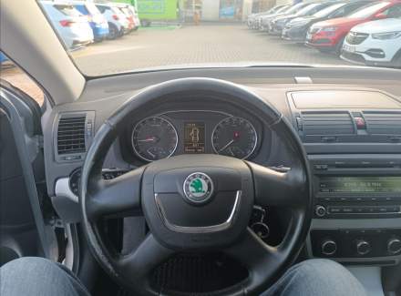 Škoda - Octavia