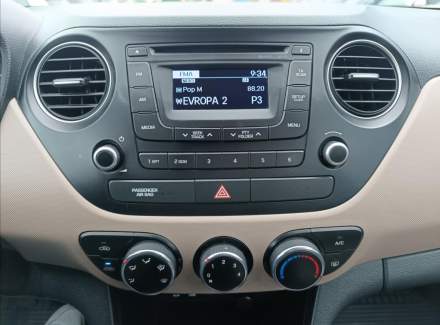 Hyundai - i10