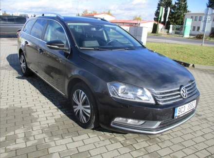 Volkswagen - Passat