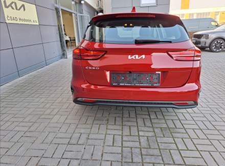 Kia - Cee'd