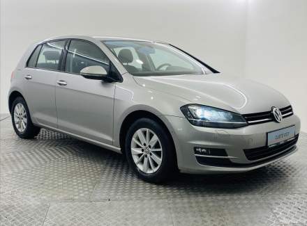 Volkswagen - Golf