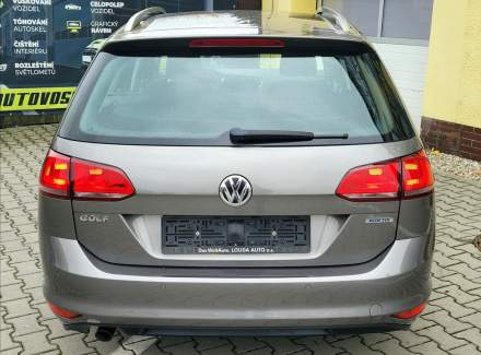 Volkswagen - Golf