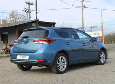 Toyota - Auris