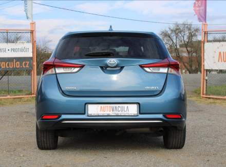 Toyota - Auris