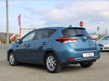 Toyota - Auris