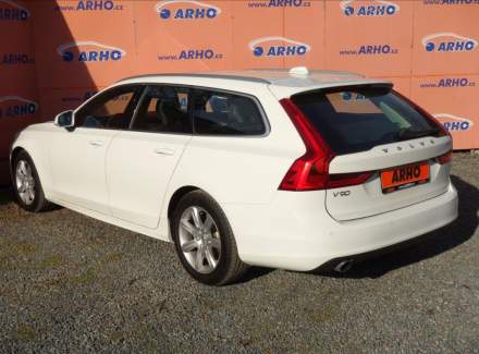 Volvo - V90
