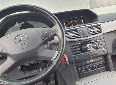 Mercedes-Benz - E-class