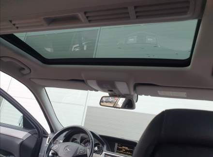 Mercedes-Benz - E-class