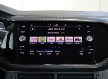 Volkswagen - T-Cross