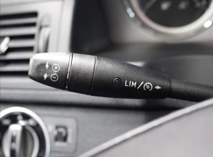 Mercedes-Benz - C-class