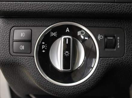 Mercedes-Benz - C-class