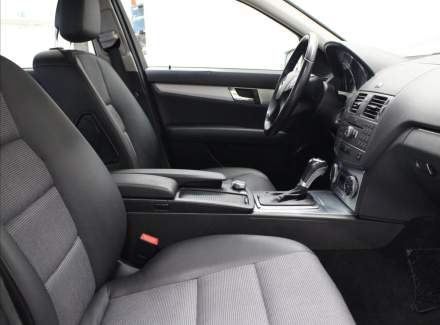 Mercedes-Benz - C-class