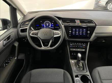 Volkswagen - Touran