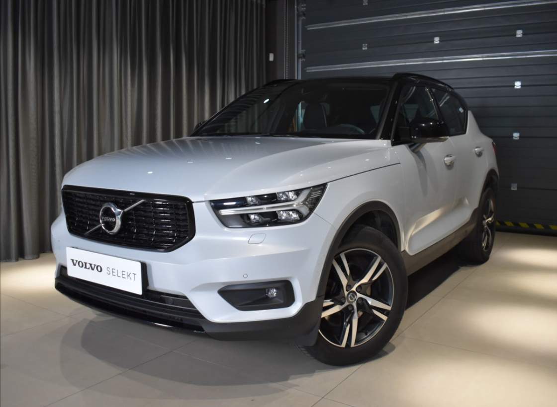 Volvo - XC40