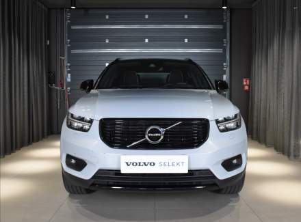 Volvo - XC40
