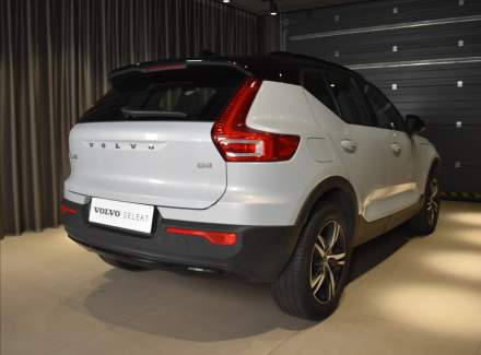 Volvo - XC40