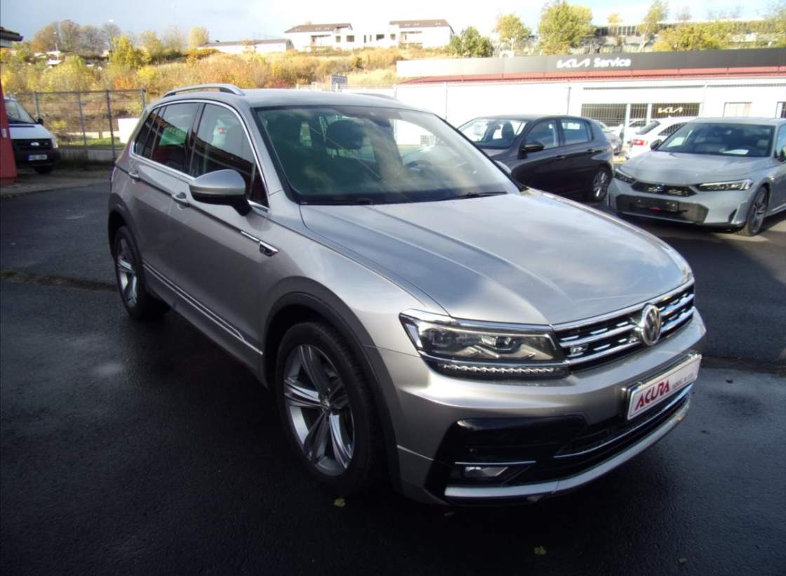 Volkswagen - Tiguan