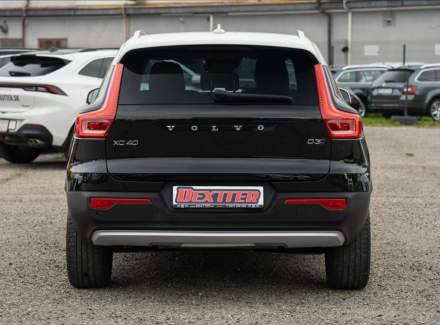 Volvo - XC40