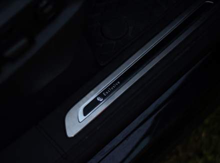 Volkswagen - Touareg