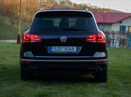 Volkswagen - Touareg