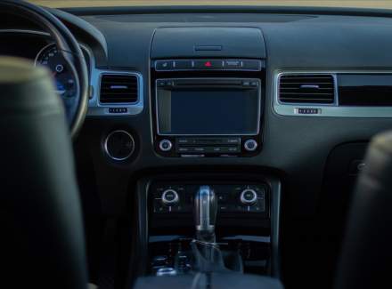 Volkswagen - Touareg