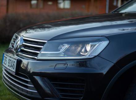 Volkswagen - Touareg