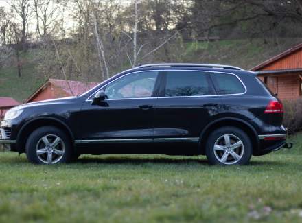 Volkswagen - Touareg