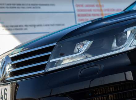 Volkswagen - Touareg