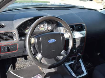 Ford - Mondeo