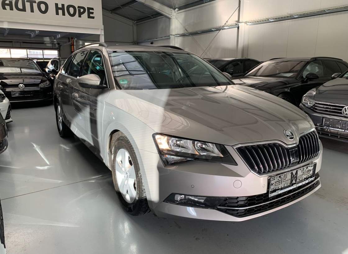 Škoda - Superb