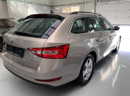 Škoda - Superb