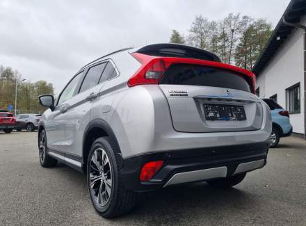 Mitsubishi - 3000 GT