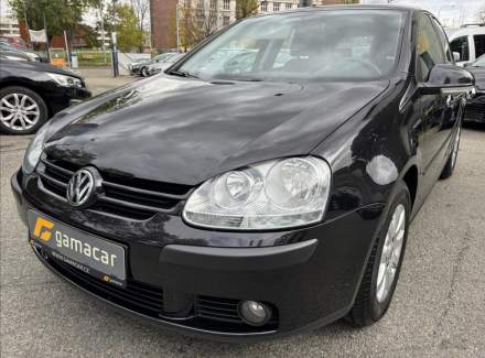Volkswagen - Golf