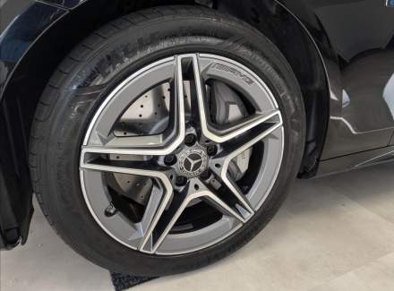 Mercedes-Benz - E-class