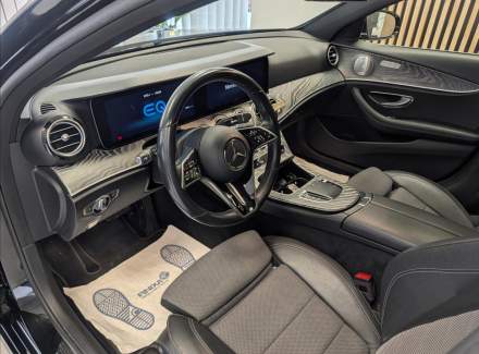 Mercedes-Benz - E-class