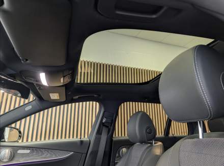 Mercedes-Benz - E-class